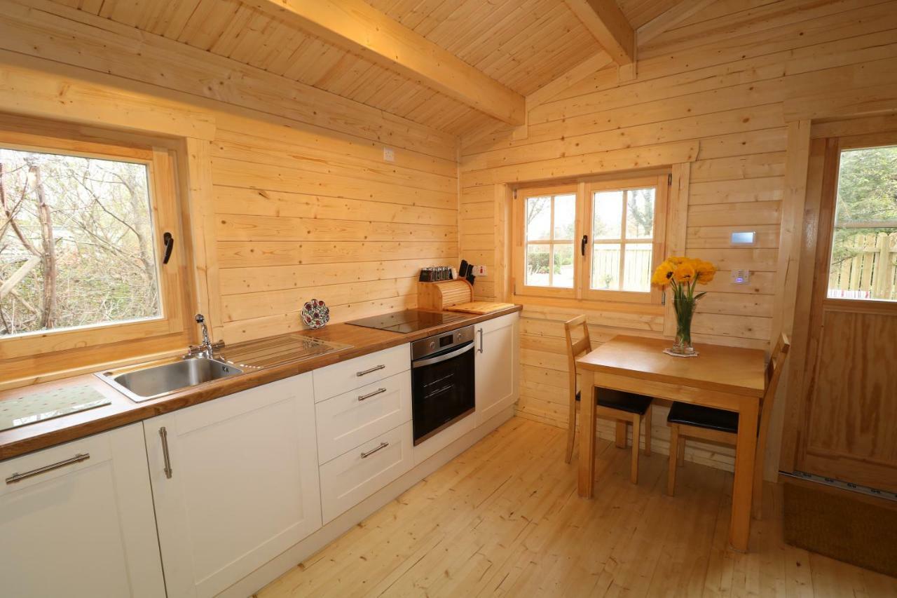 Inisean Lodge Log Cabin -Part Of Inisean B&B Дънглоу Екстериор снимка